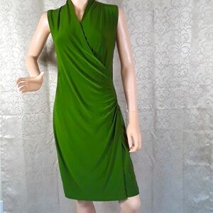 Norma Kamali dress green size Small EUC